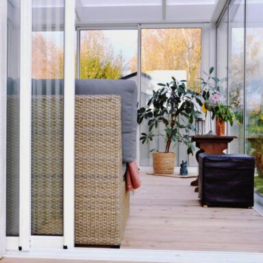 halle solid vit skjutbar uterumsparti