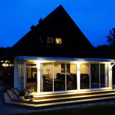 Halle uterum med pulpettak och kanaltak, även benämnt kanalplasttak