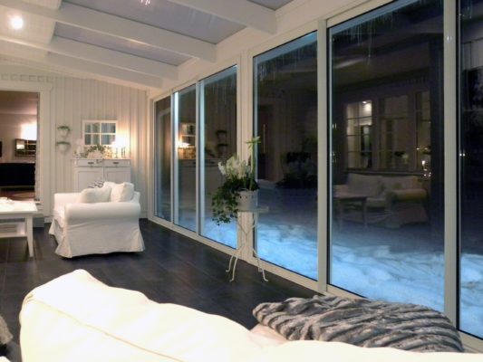 Vinterisolerade uterumspartier som håller kylan från snön ute