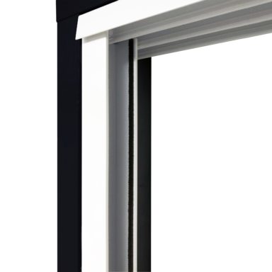 halle sidoprofil med borstlist monterad i pelare ovankant