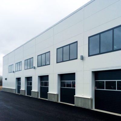 Halle sandwichfönster industrifönster