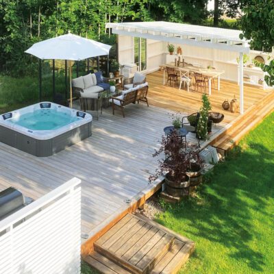 Plasttak och takplast på altanen